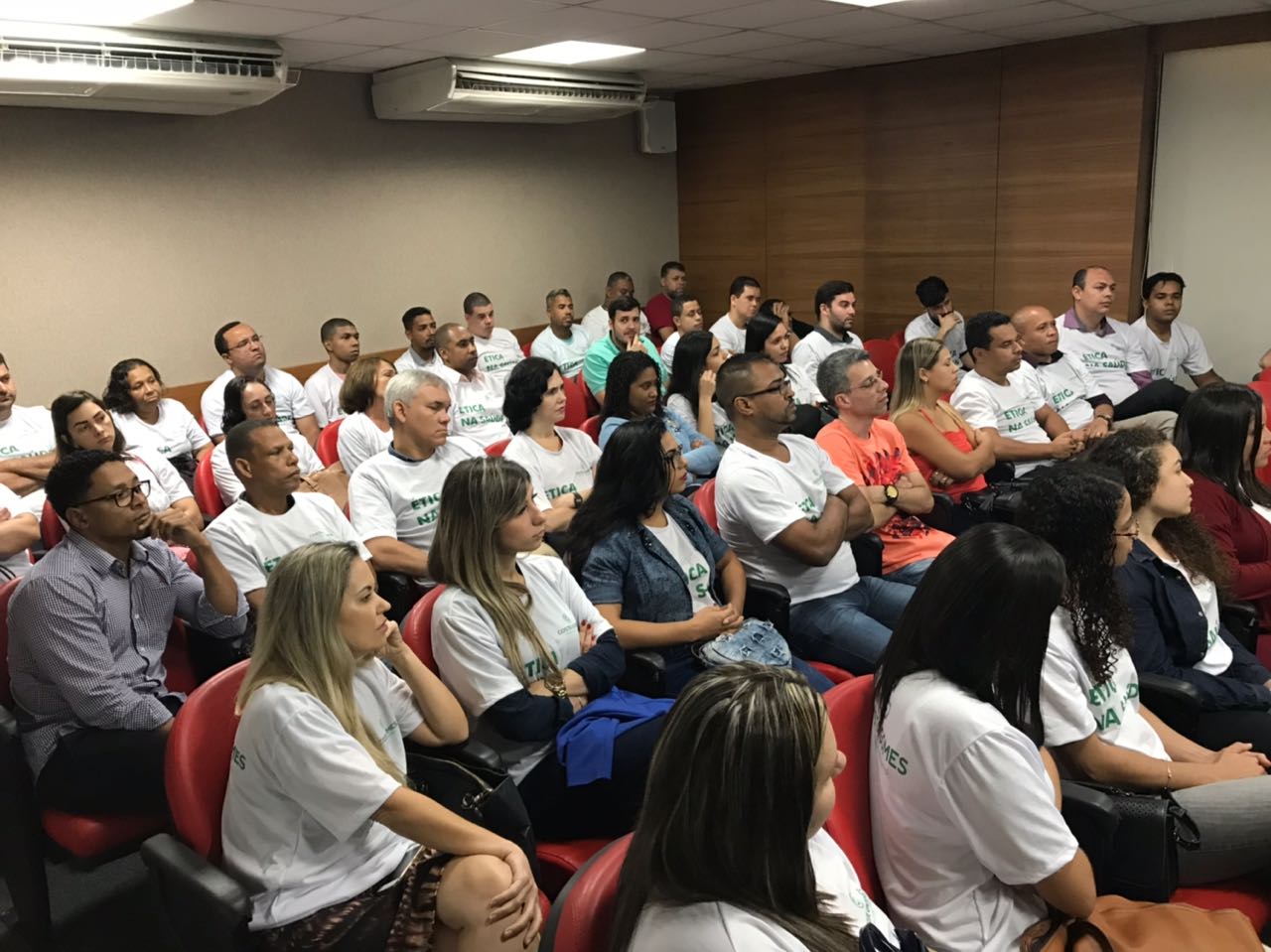 Treinamento com foco em boas práticas na empresa comercial Costa Gomes em Vitória-ES