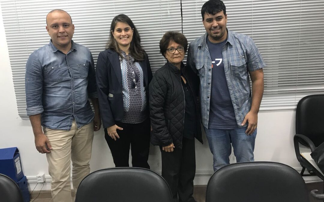 Durante os anos de 2018 até Dezembro/2019 a Máximos Consultoria esteve participando da Câmara técnica de produtos para saúde do CRF-RJ